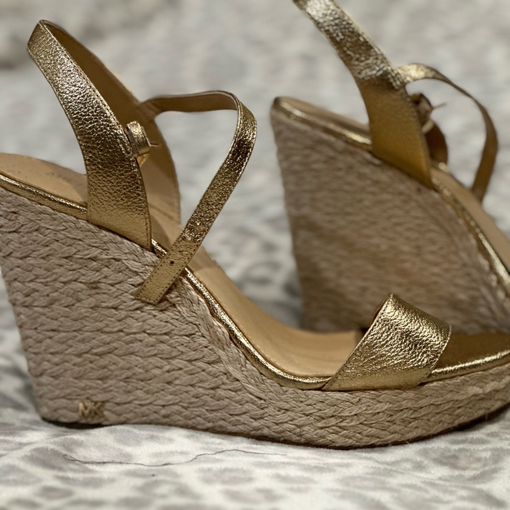 Michael Kors, Gold Metallic Wedges Size 10